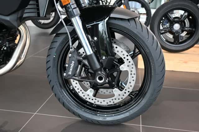 BMW F 900 XR Triple Black (2026) thumbnail 4