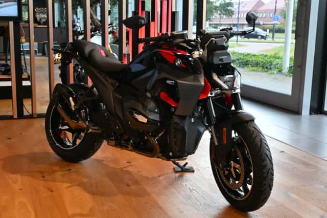 BMW R 1300 R Option 719 (2026) thumbnail 3