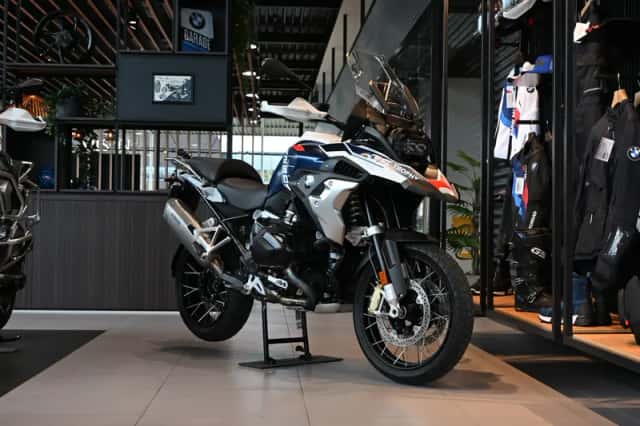 BMW R 1250 GS Trophy (2023) thumbnail 3