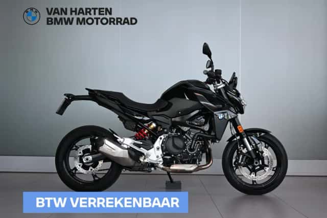 BMW F 900 R Triple Black (2026) thumbnail 1