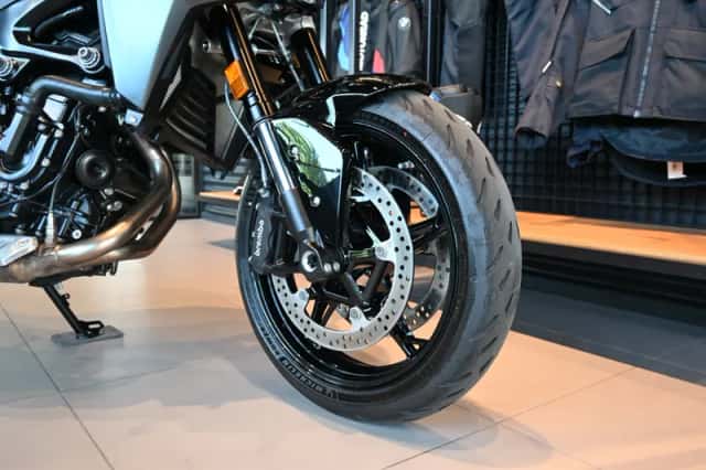 BMW F 900 R Triple Black (2026) thumbnail 4