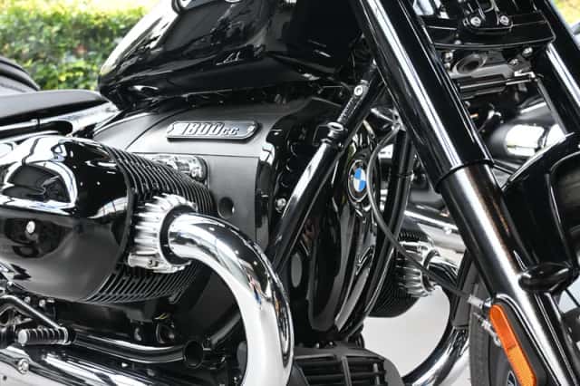 BMW R 18 Black Edition (2025) thumbnail 5