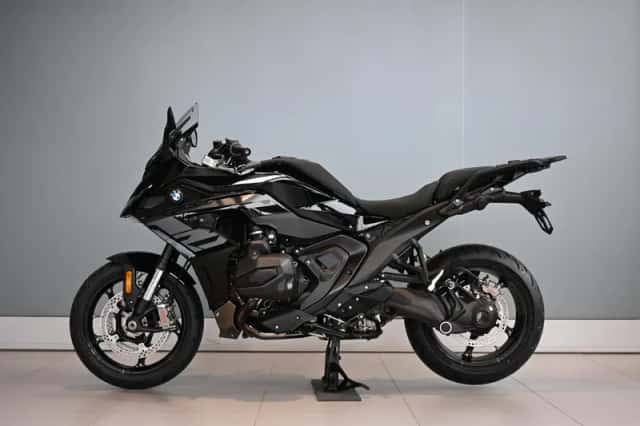 BMW R 1300 RS Triple Black (2026) thumbnail 2