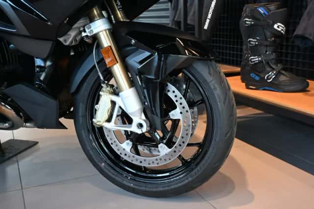 BMW R 1250 RT Triple Black (2025) thumbnail 4
