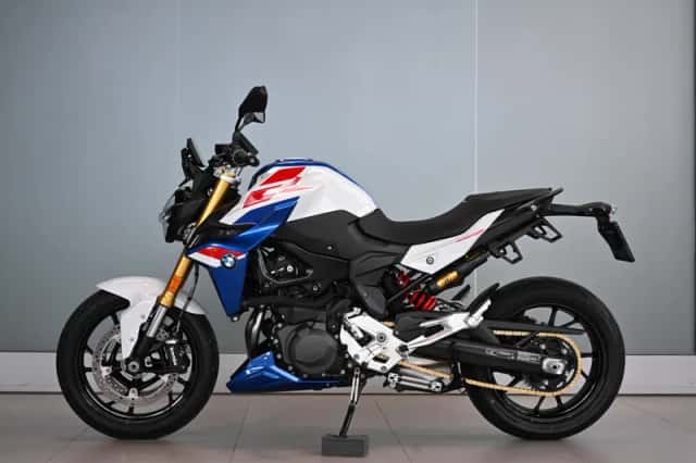 BMW F 900 R Sport Edition (2024) thumbnail 2