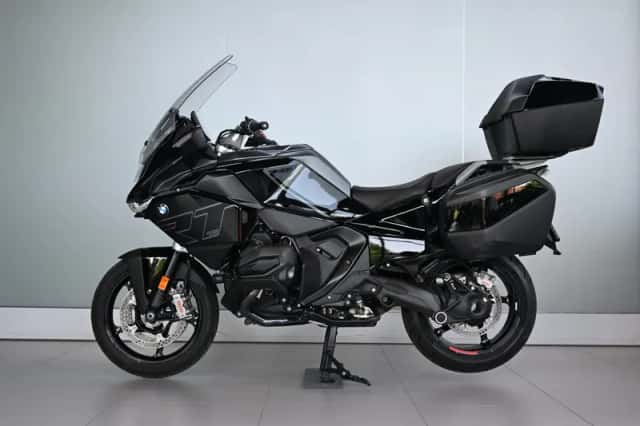 BMW R 1300 RT Triple Black (2026) thumbnail 2