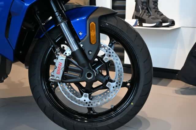 BMW R 1300 RS Racing Blue (2026) thumbnail 4