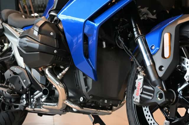 BMW R 1300 RS Racing Blue (2026) thumbnail 5