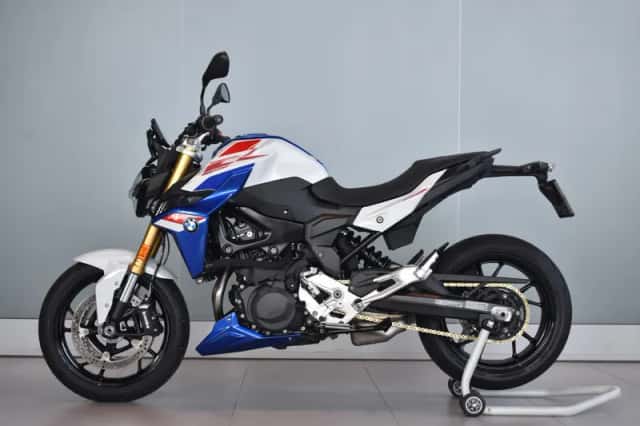 BMW F 900 R Sport (2025) thumbnail 2