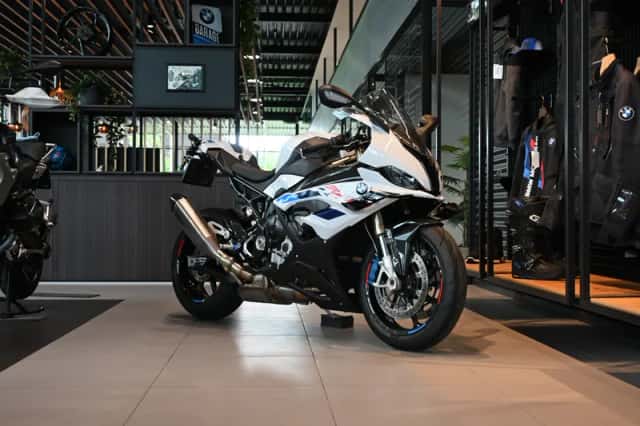 BMW S 1000 RR M Motorsport (2024) thumbnail 3