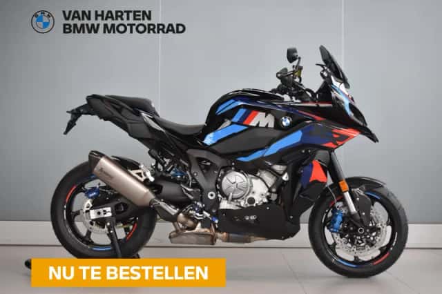 BMW M 1000 XR (2026) thumbnail 1