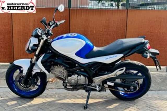 Suzuki Gladius (2015) thumbnail 4