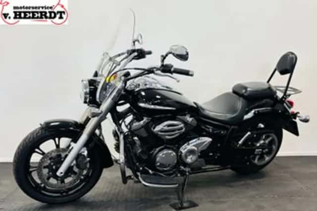Yamaha XVS 950A Midnight Star (2009) thumbnail 4