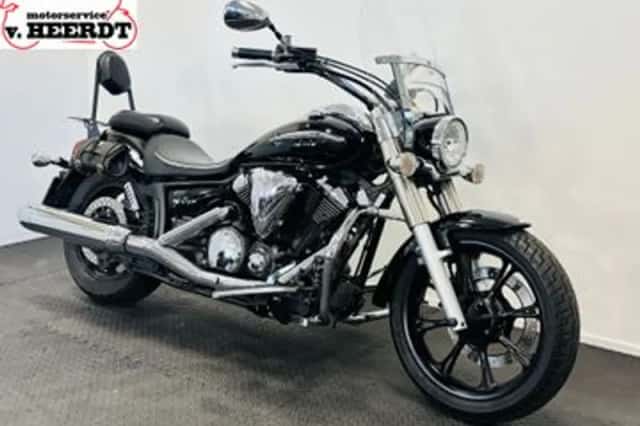 Yamaha XVS 950A Midnight Star (2009) thumbnail 6