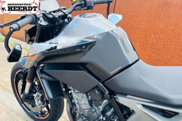 KTM 790 Duke (2018) thumbnail 4