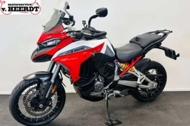 Ducati Multistrada V4S Sport (2021) thumbnail 2