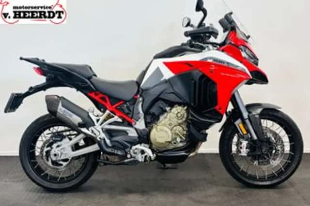 Ducati Multistrada V4S Sport (2021) thumbnail 3