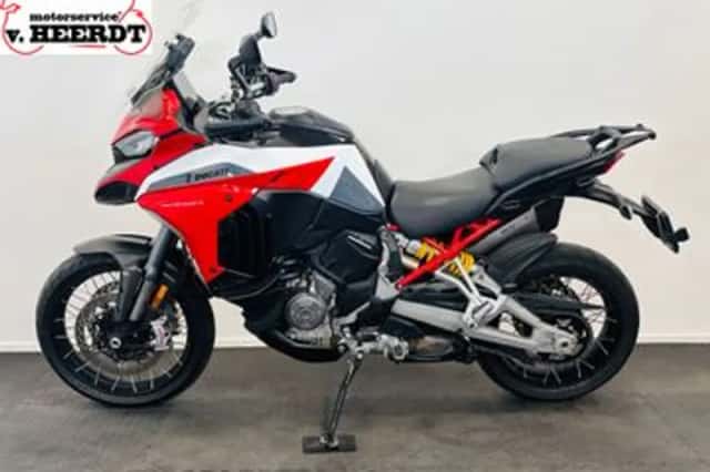 Ducati Multistrada V4S Sport (2021) thumbnail 4