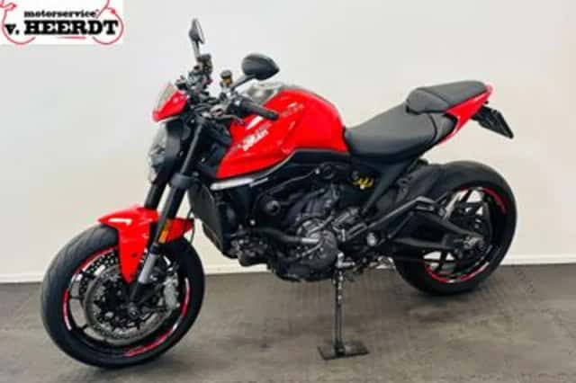 Ducati Monster (2022) thumbnail 2