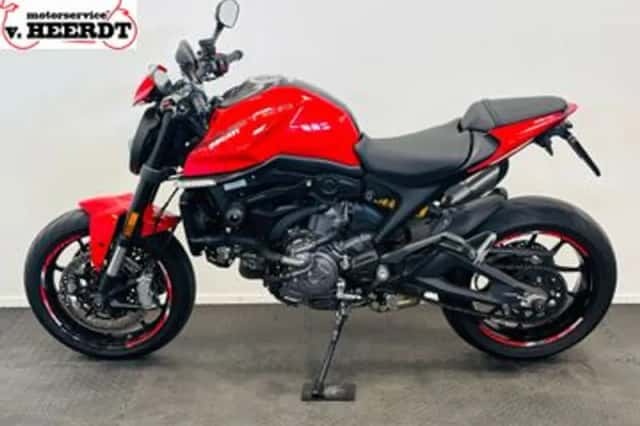 Ducati Monster (2022) thumbnail 4