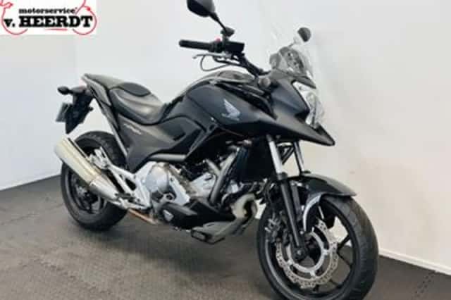 Honda NC700X (2013) thumbnail 6
