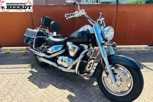Suzuki Intruder (1999) thumbnail 1
