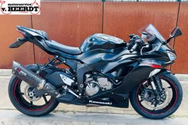 Kawasaki ZX-6R (2020) thumbnail 3