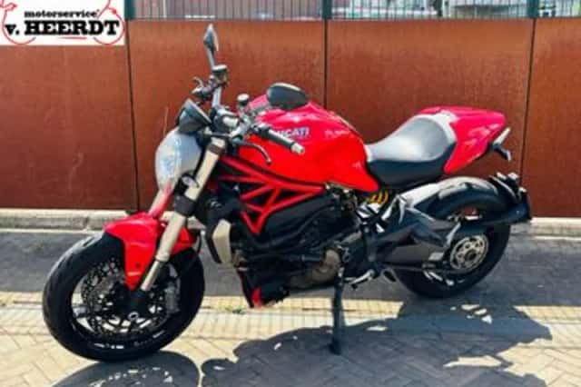 Ducati Monster 1200 (2014) thumbnail 2