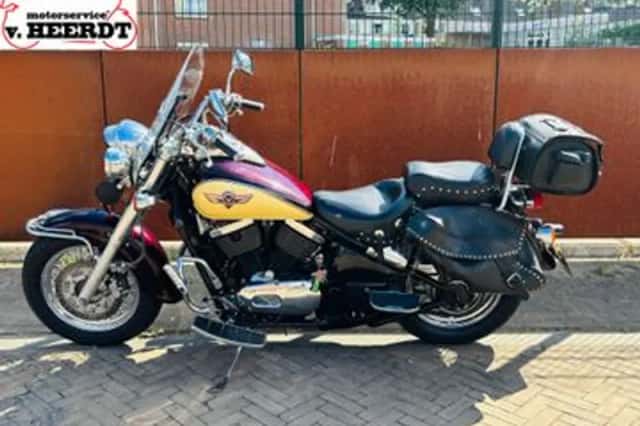 Kawasaki VN 800 Classic (1997) thumbnail 4