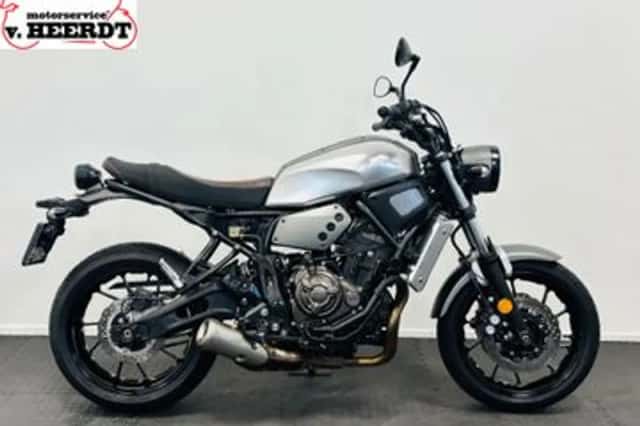Yamaha XSR700 (2016) thumbnail 3