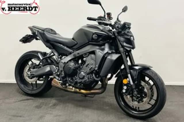Yamaha MT-09 (2024) thumbnail 1
