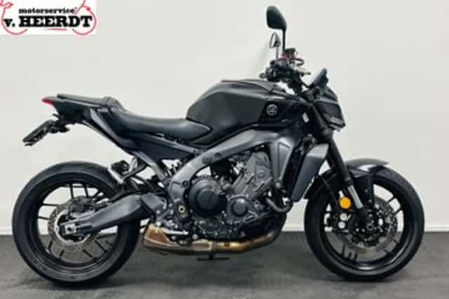 Yamaha MT-09 (2024) thumbnail 3