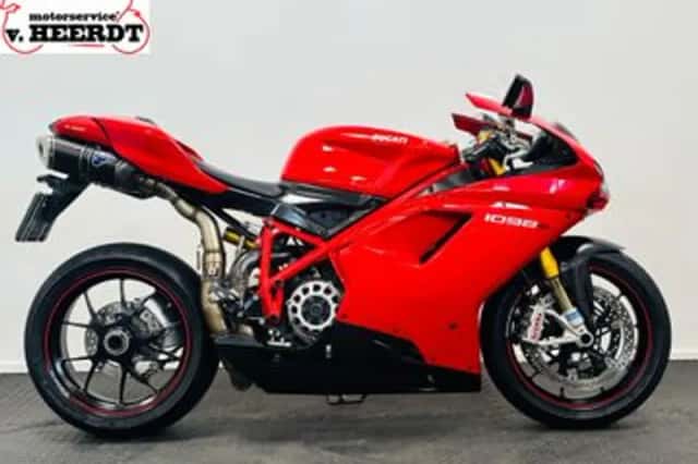 Ducati 1098 S (2007) thumbnail 3