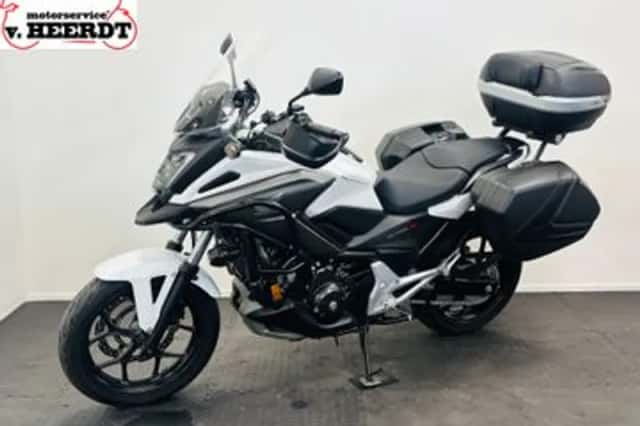 Honda NC750X (2019) thumbnail 1