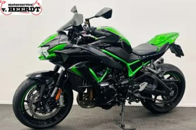 Kawasaki Z H2 (2022) thumbnail 1
