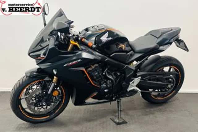Honda CBR650R (2020) thumbnail 2