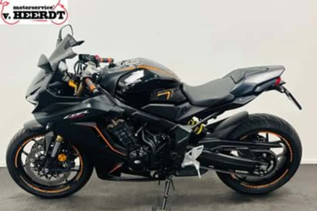 Honda CBR650R (2020) thumbnail 4