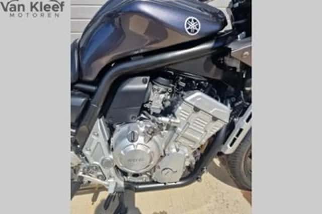 Yamaha FZS 1000 Fazer (2005) thumbnail 5