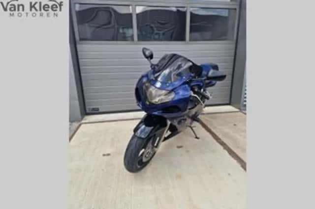 Suzuki GSX-R600 (2001) thumbnail 2