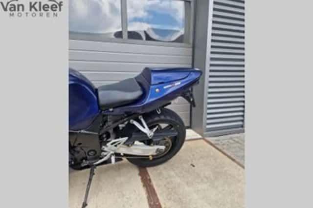 Suzuki GSX-R600 (2001) thumbnail 6