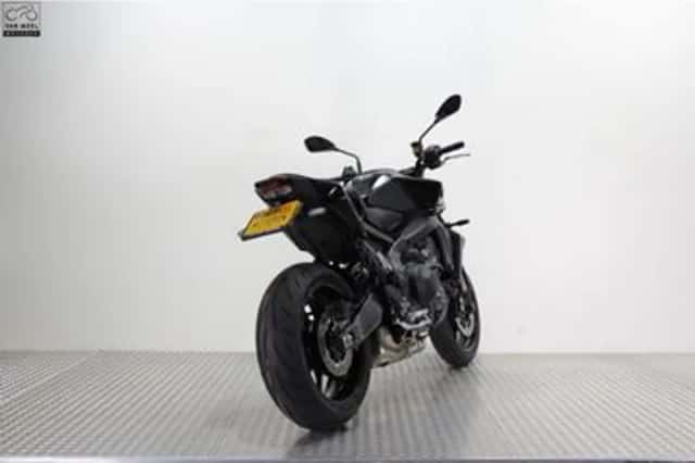 Yamaha MT-09 Y-AMT (2026) thumbnail 6