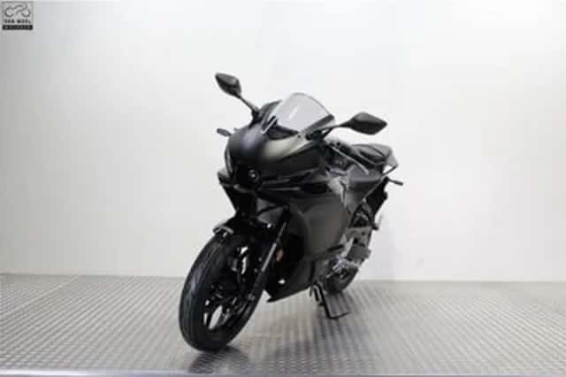 Yamaha R 3 (2026) thumbnail 3