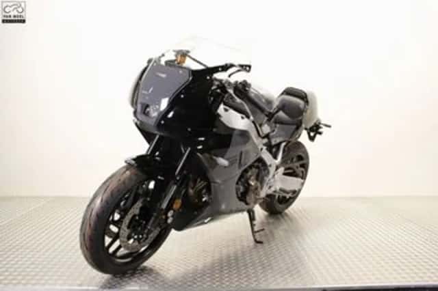 Yamaha Xsr 900 GP (2025) thumbnail 3
