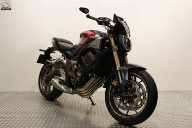 Honda CB650R (2024) thumbnail 2
