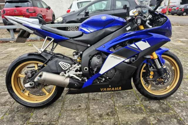 Yamaha YZF-R6 (2008) thumbnail 6