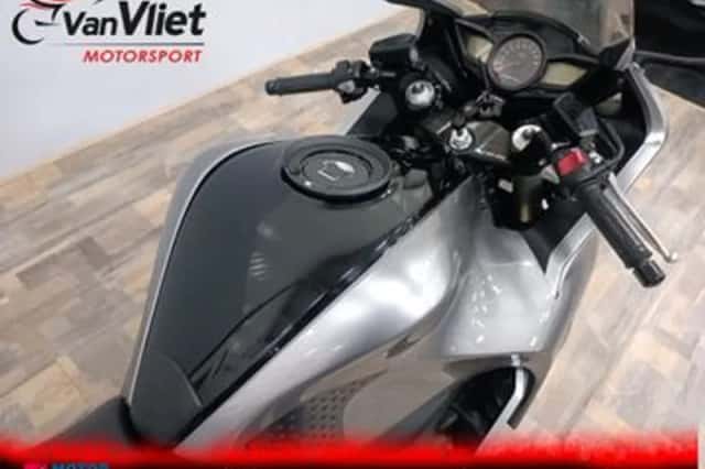 Honda VFR1200 (2010) thumbnail 6