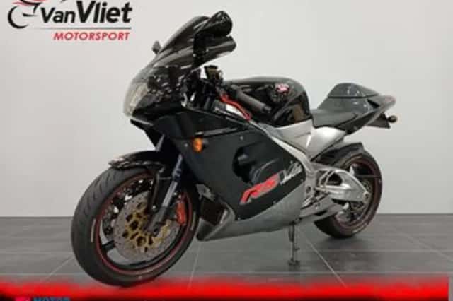 APRILIA RSV MILLE (1998) thumbnail 2