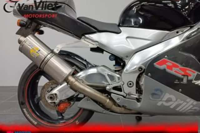 APRILIA RSV MILLE (1998) thumbnail 4