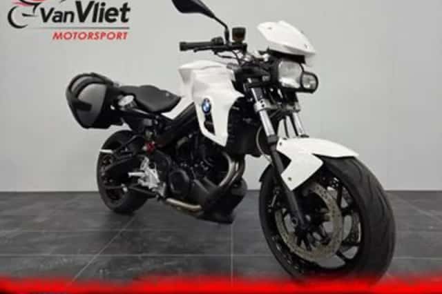 BMW F 800 R (2012) thumbnail 1