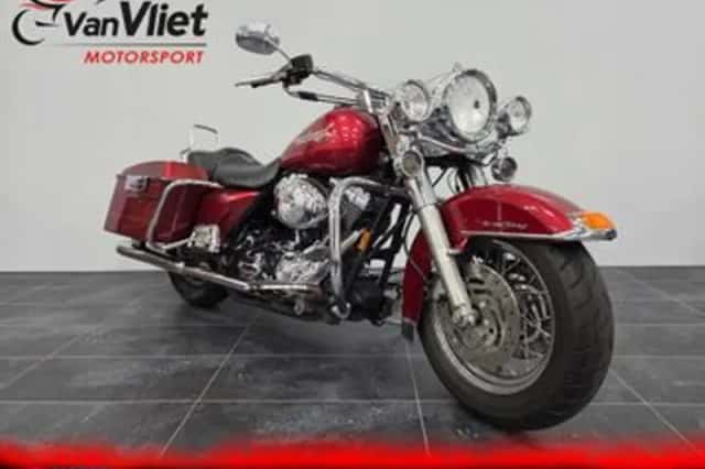 Harley-Davidson Roadking (2004) thumbnail 1